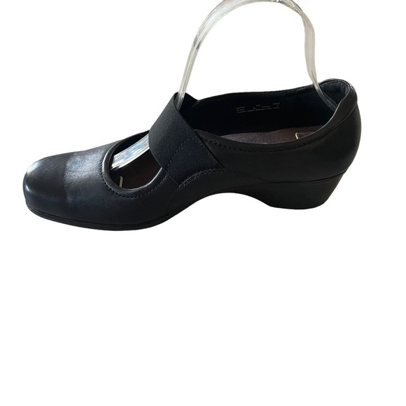 Clark’s everyday black stretch across strap black size 9 Wide GUC - Picture 4 of 12